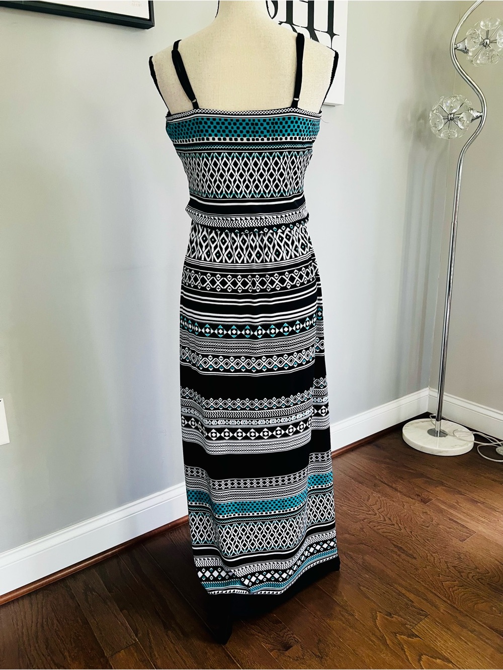 White House Black Market Maxi Dress - Picture 5 of 8